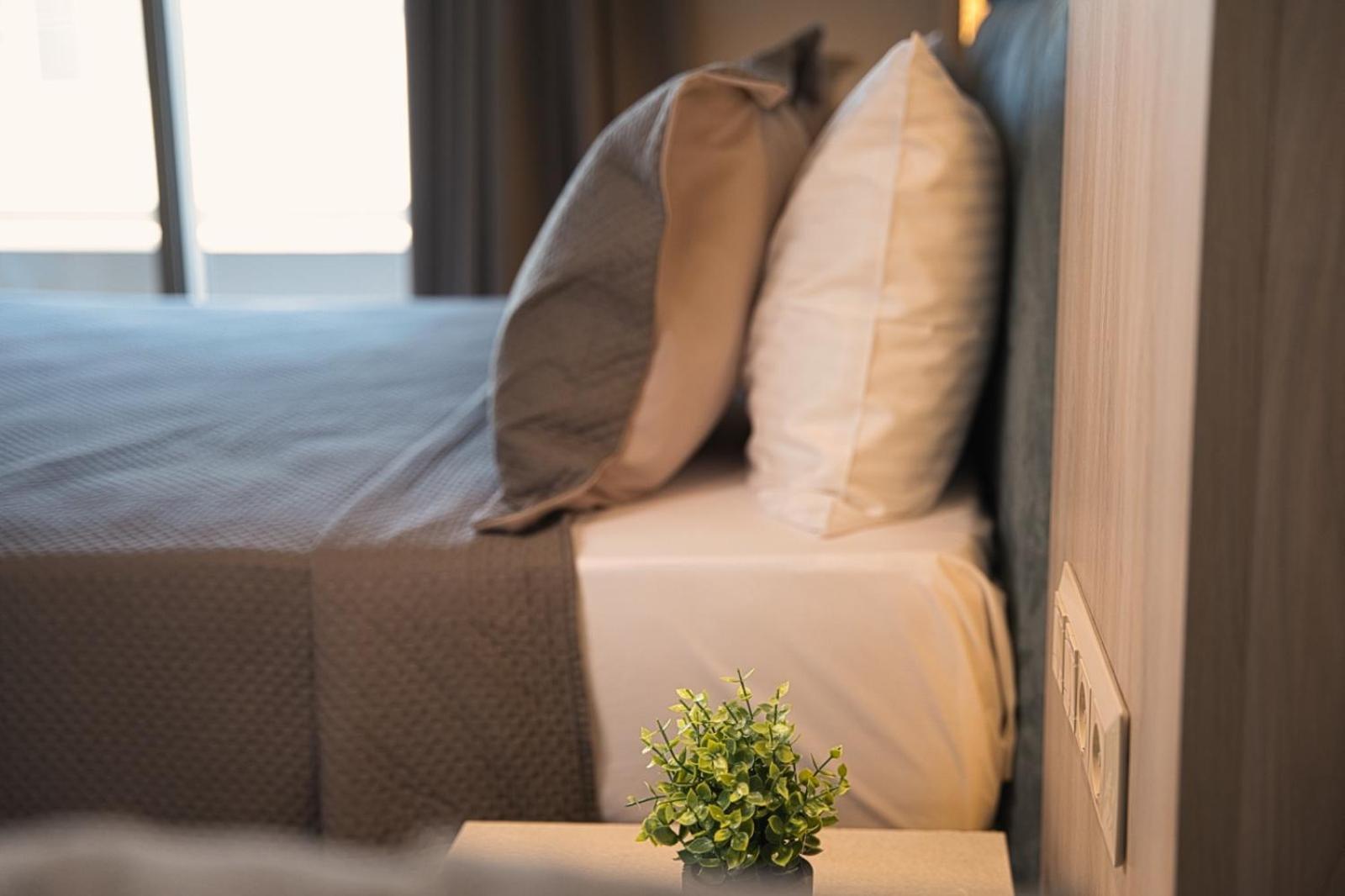 Wellnest Hotel Athènes Extérieur photo